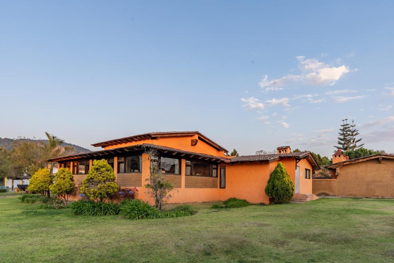 Hm Hotel El Rancho Las Margaritas Valle de Bravo Bagian luar foto